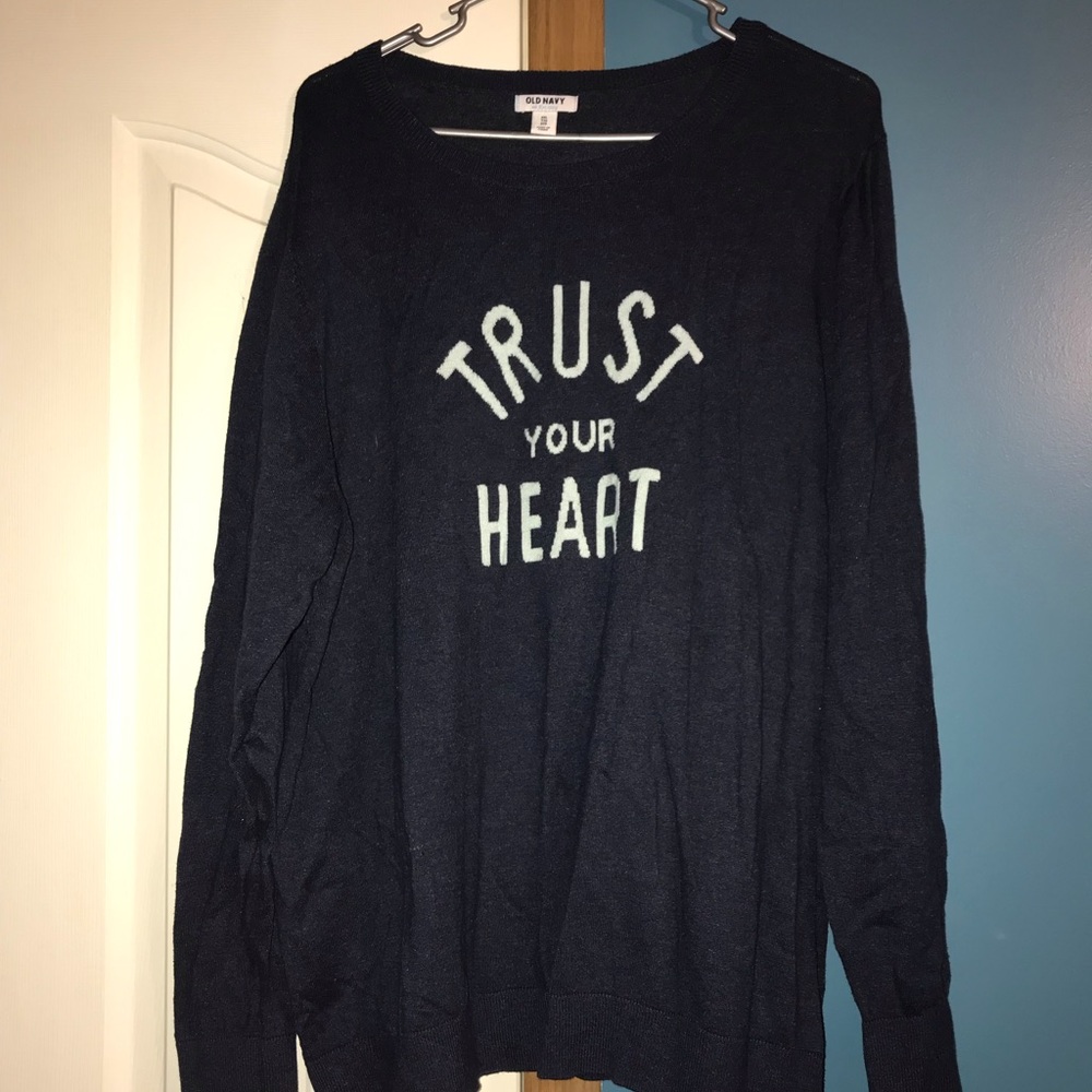 Sweatshirt